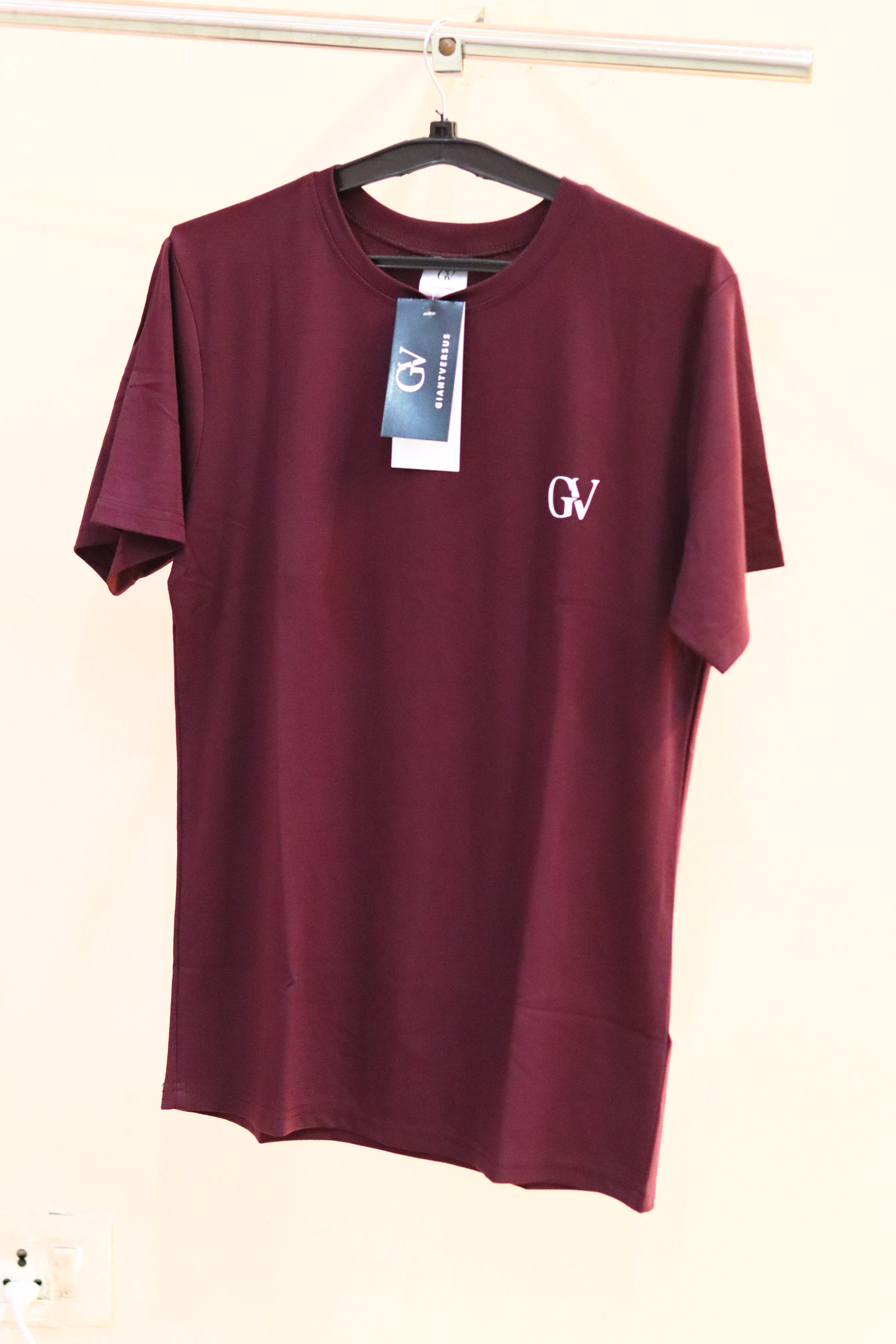 REGULAR FIT PLAIN T-SHIRT WITH LOGO